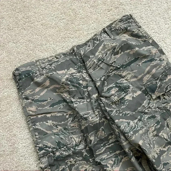USAF Cold Weather Tiger Stripe Camouflage Trousers Pants L Men SPM1C1-08-D-1041 - Picture 11 of 15